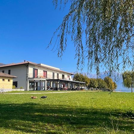 Lake Como Beach Hostel Domaso Exterior photo