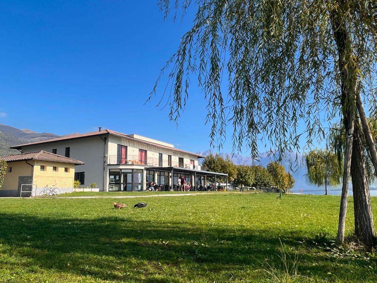 Lake Como Beach Hostel Domaso Exterior photo